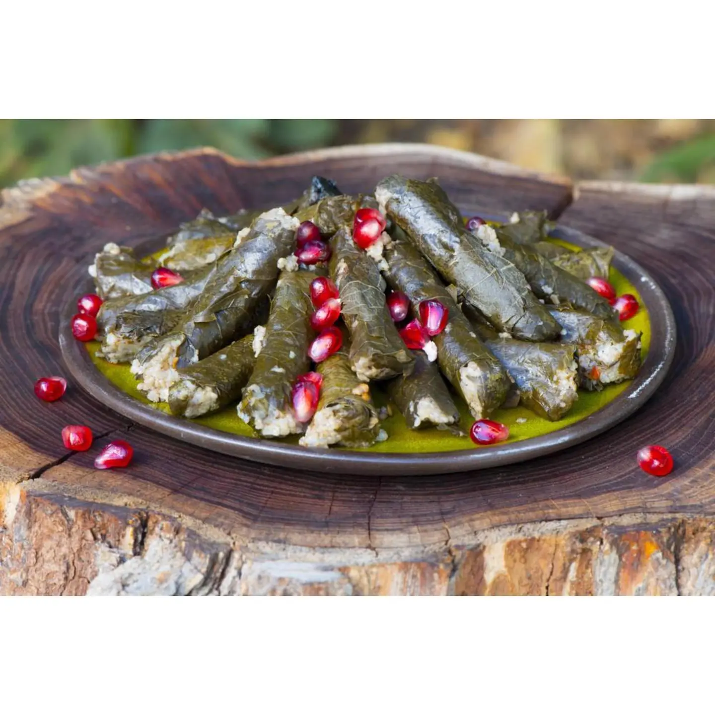 ورق عنب مع دبس رمان