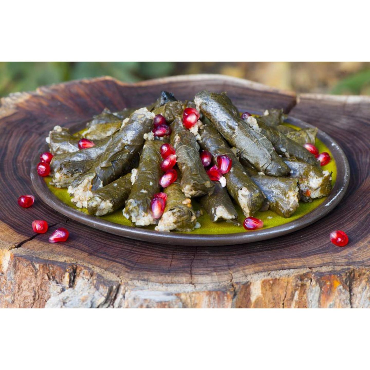 ورق عنب مع دبس رمان