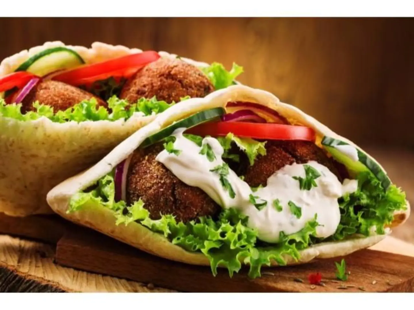 ساندوتش طعمية بالحمص