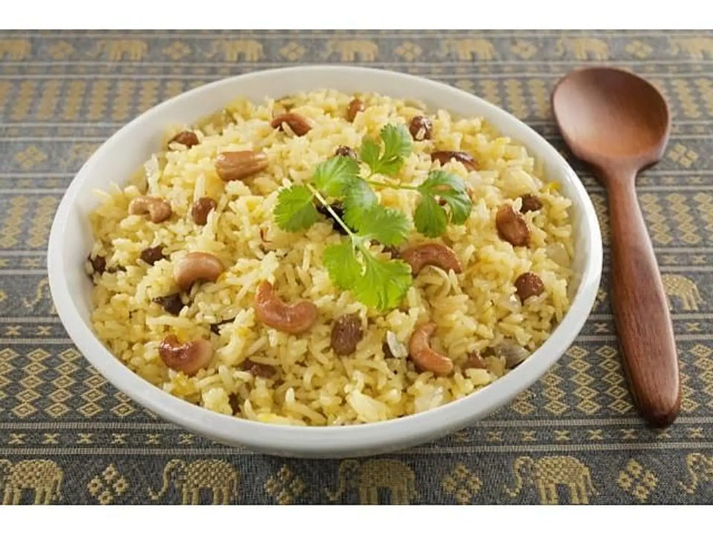 أرز الفولي لوز , كاجو , زبيب