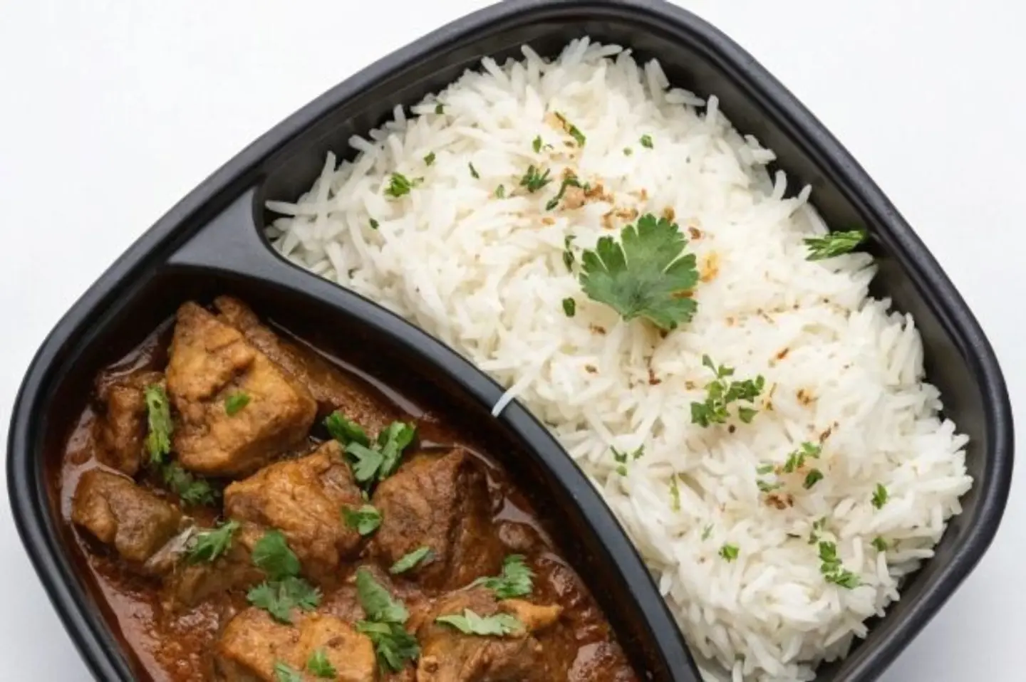 رز مع لحم طازج