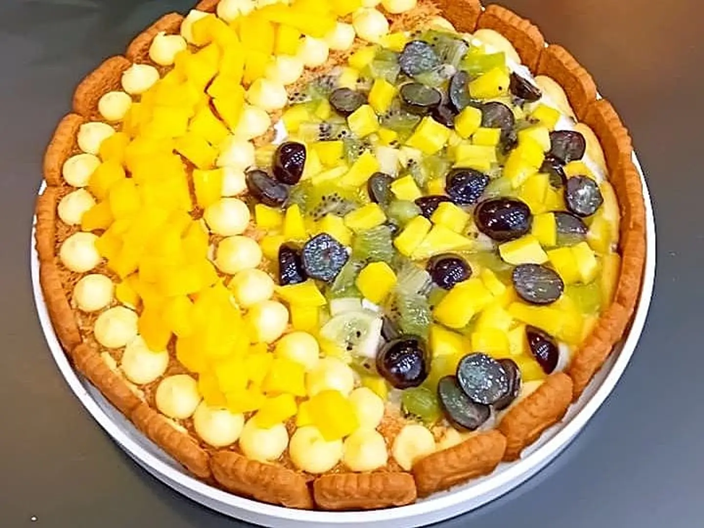 كنافة بالفواكه