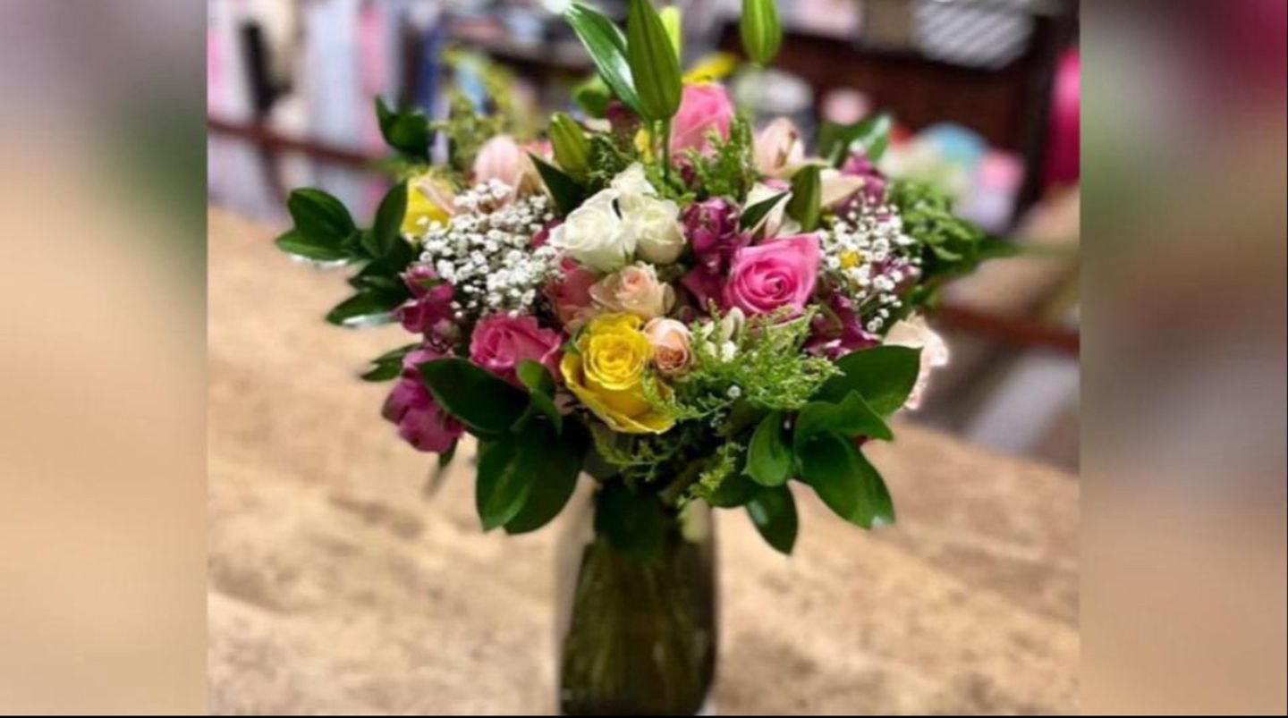 Flowers Vase Mix Color