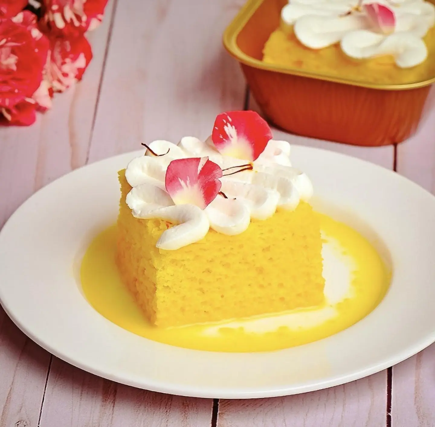 Saffron Cake