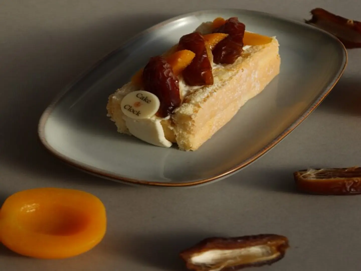 Charlot Date Cake