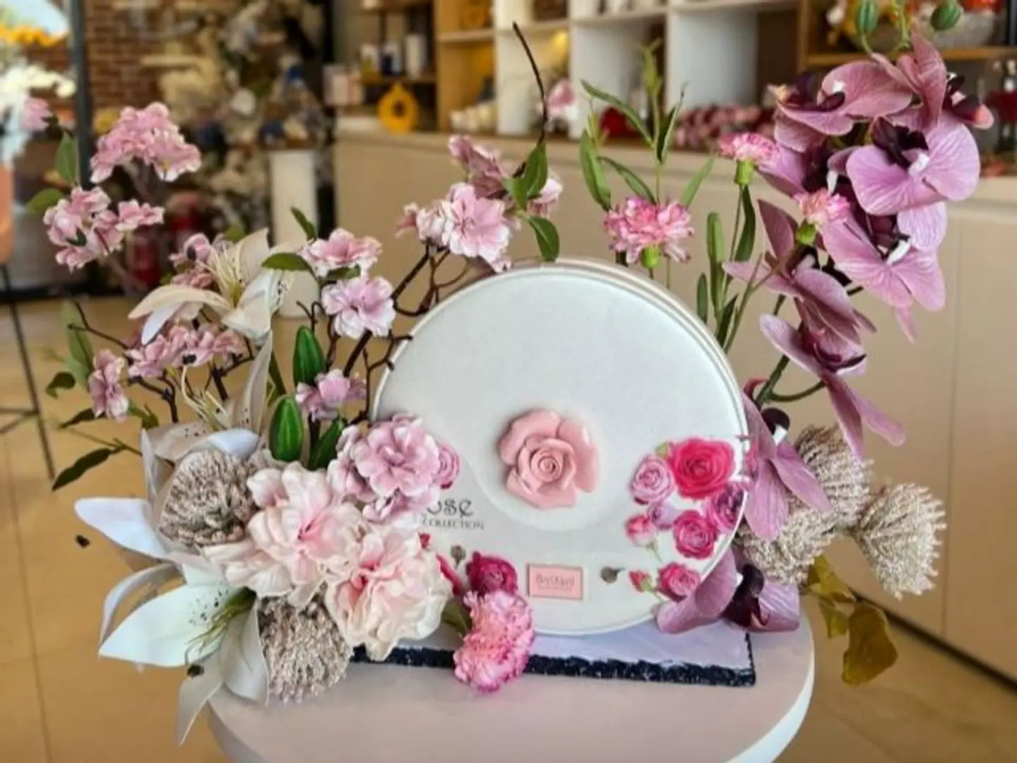 Rose Chocolate Stand