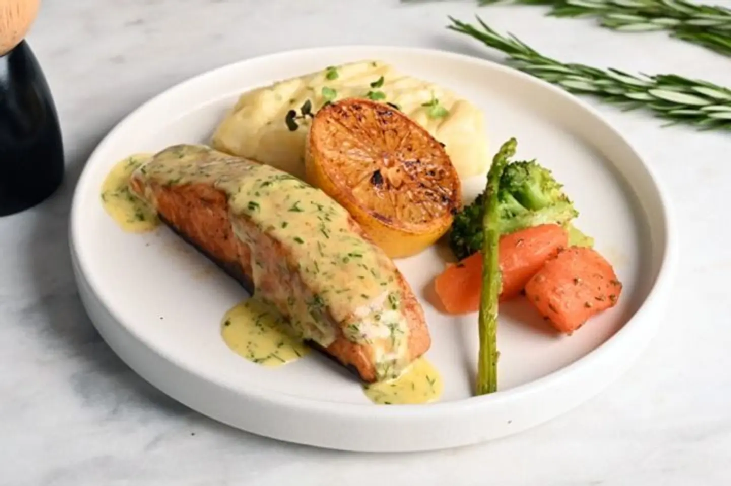 سالمون بروفينسال