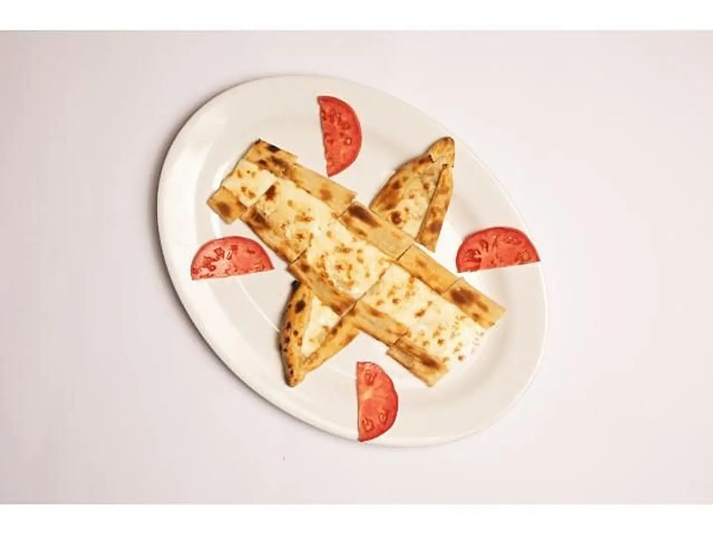 Labneh And Cheese Tray 12 Pieces