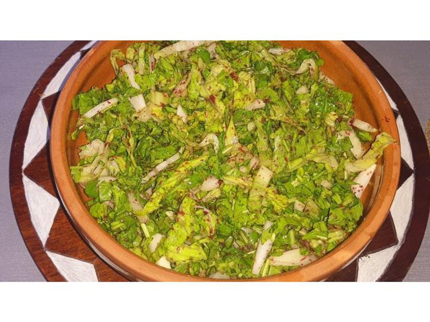 سلطة خس جرجير