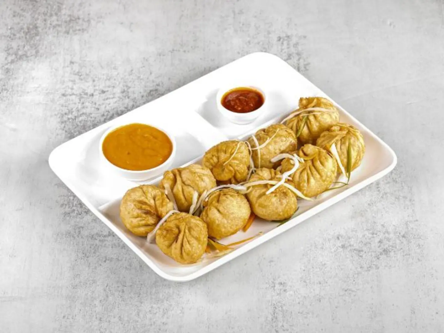 Cheesy Chicken Momos