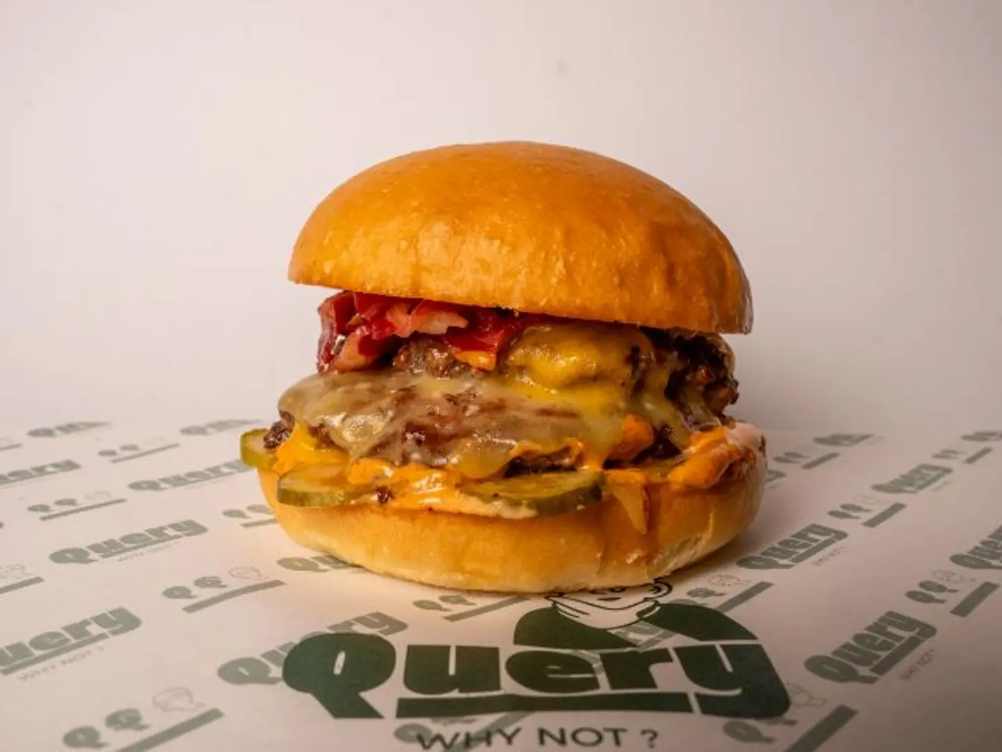 وجبة ثري تشيز لحم