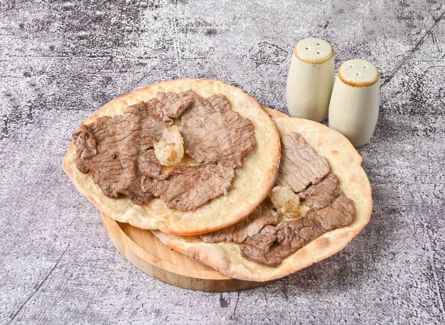 شرحات على العجين