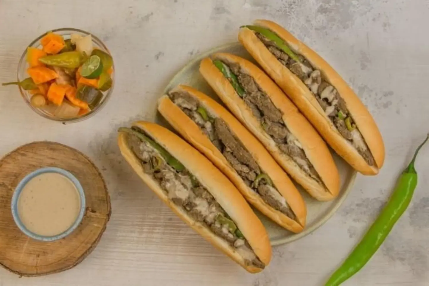 Liver With Tomatoes & Hummus Sandwich