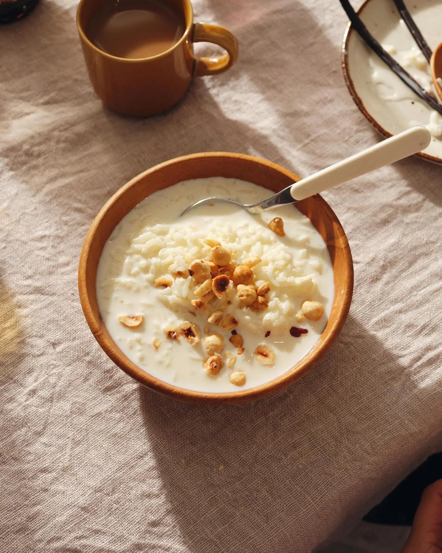 رز بالحليب مكسرات