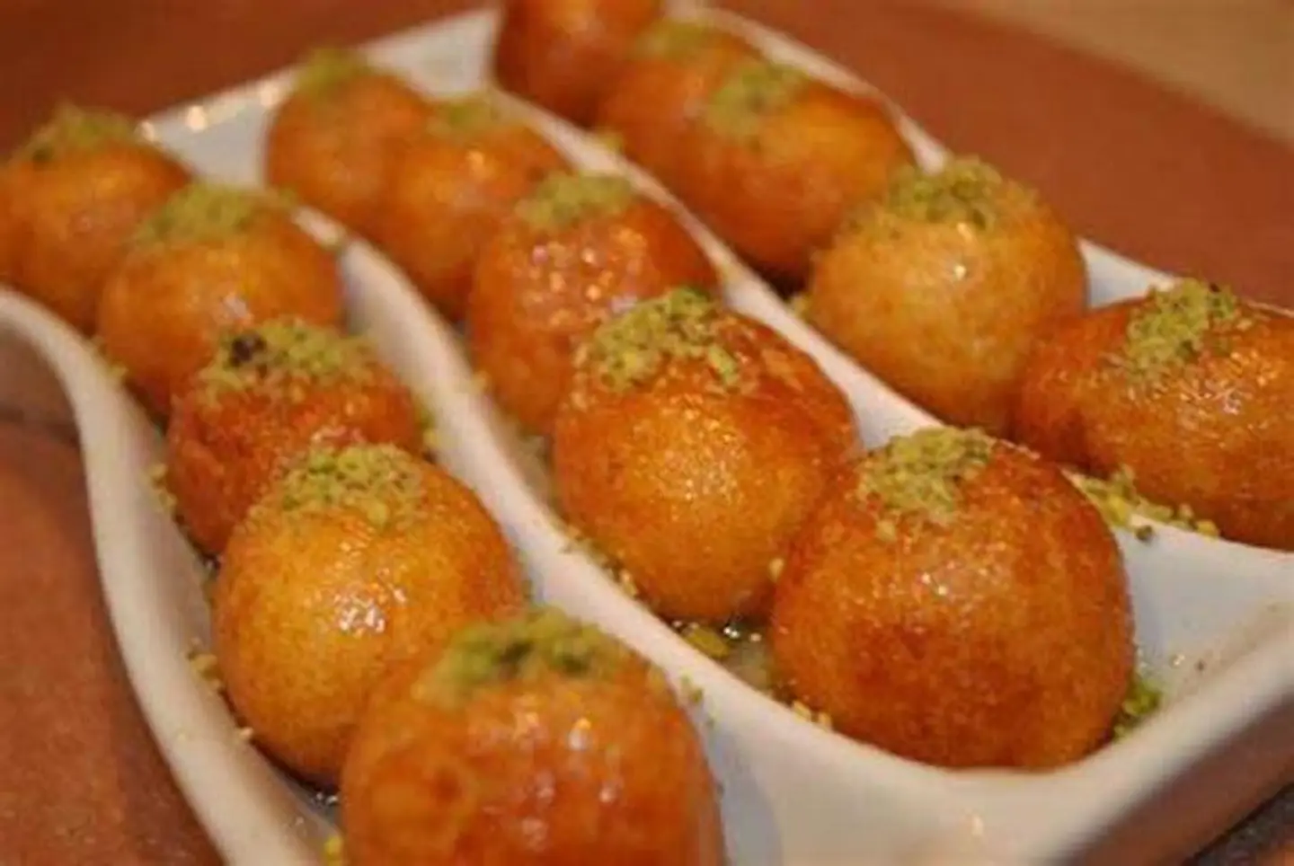 Gulab Jamun With Rabdi