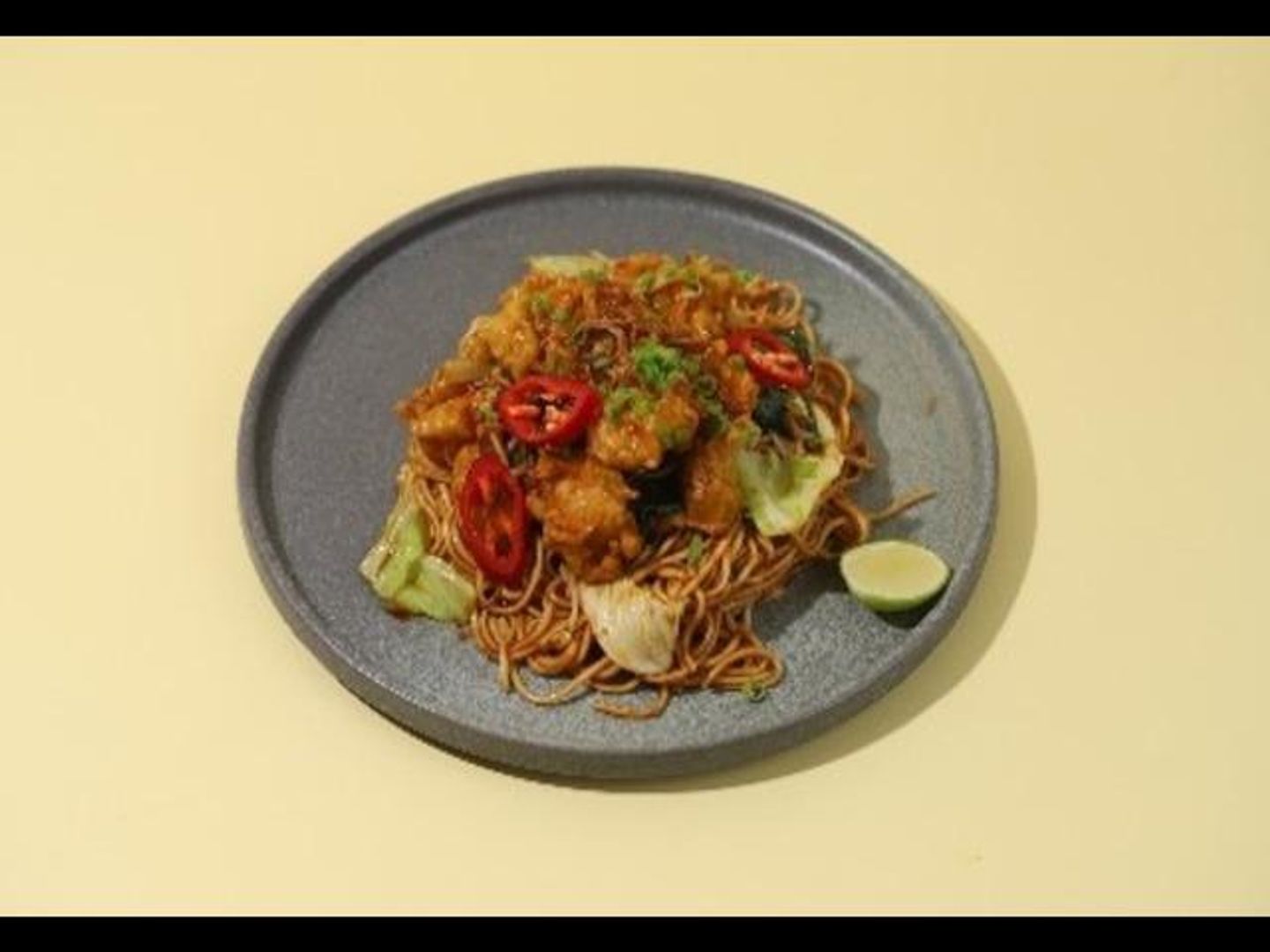 Kungpoa Chicken Noodle
