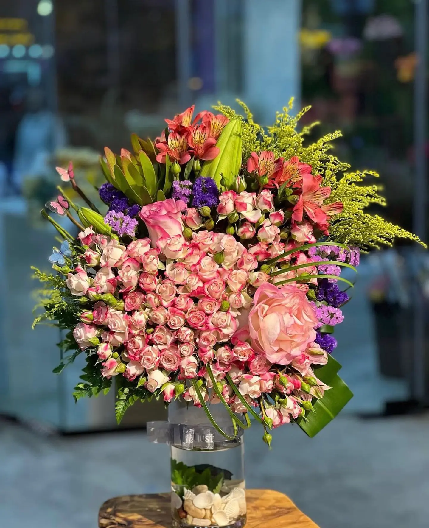 A Modern Flower Bouquet