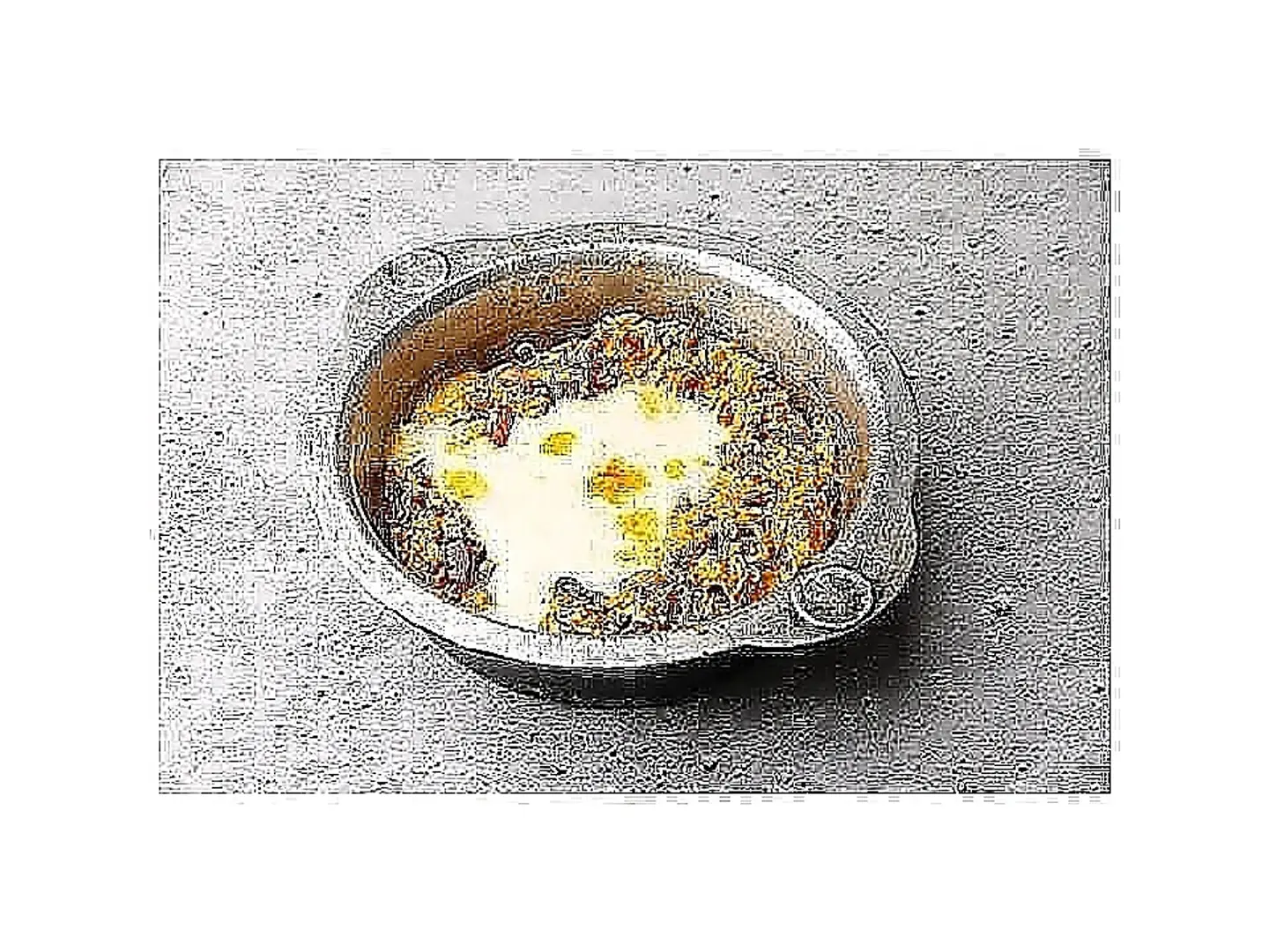 فول مع البيض