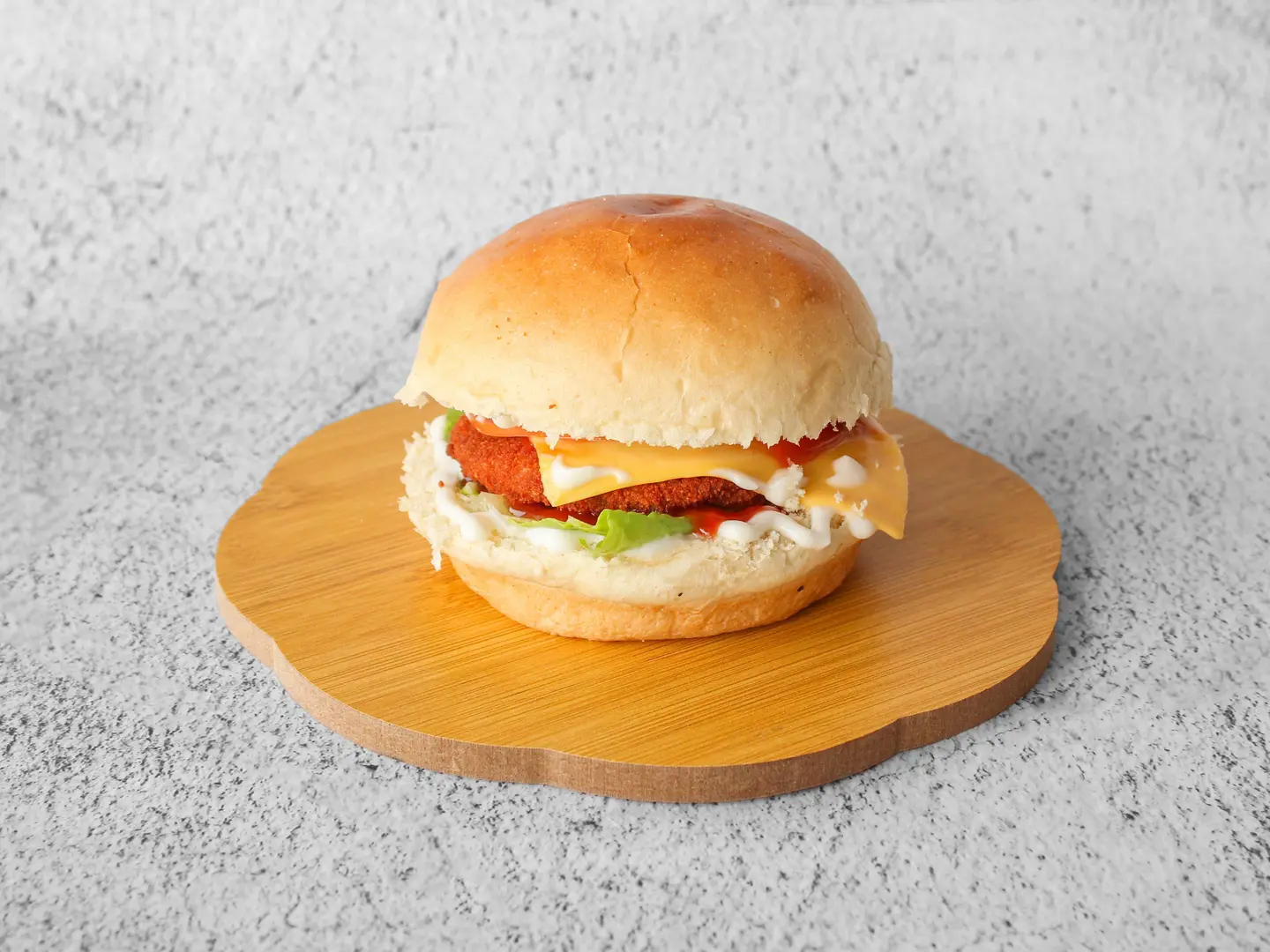 برجر دجاج مقلي جاهز