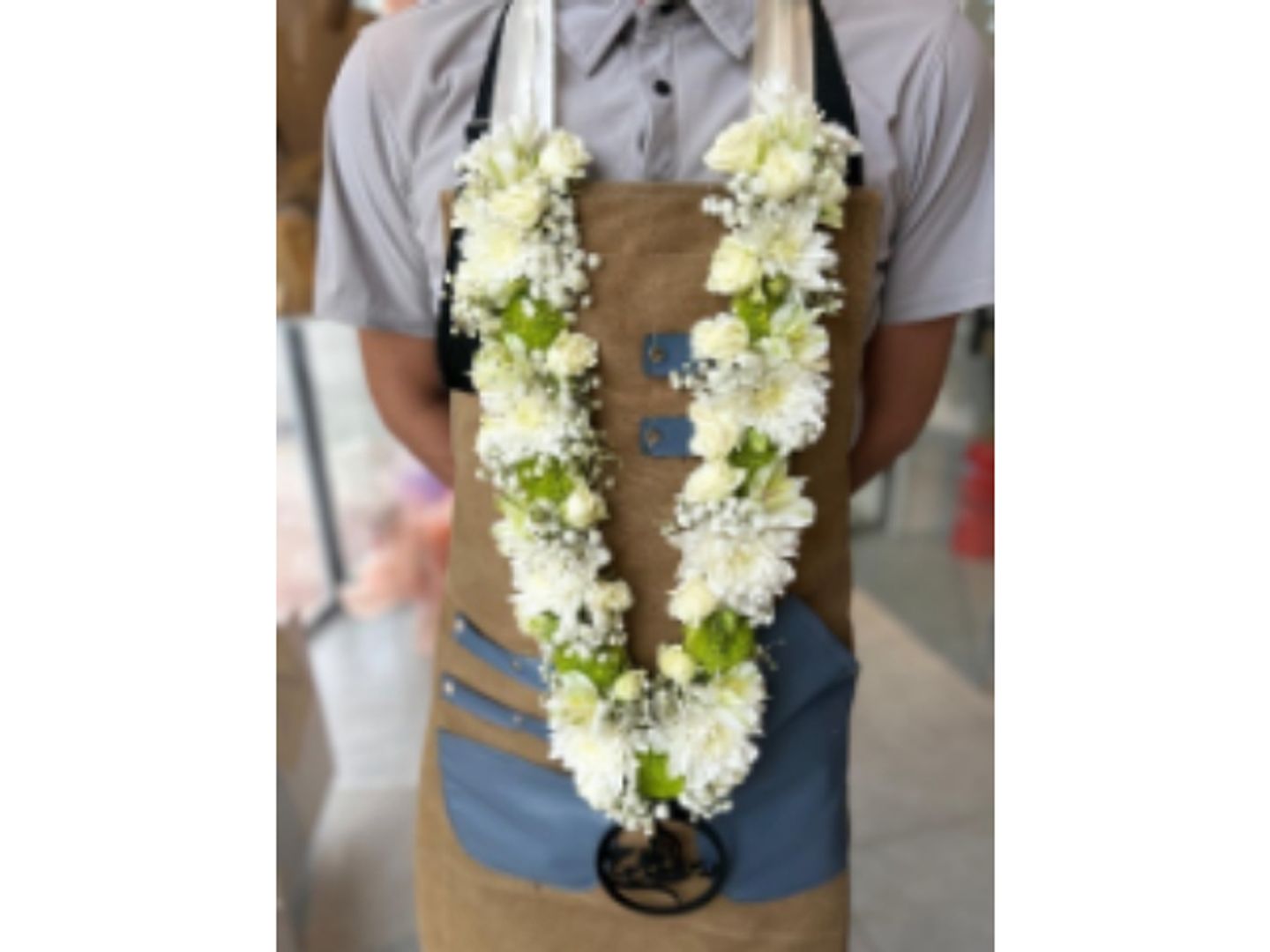 Classic White Graduation Necklace