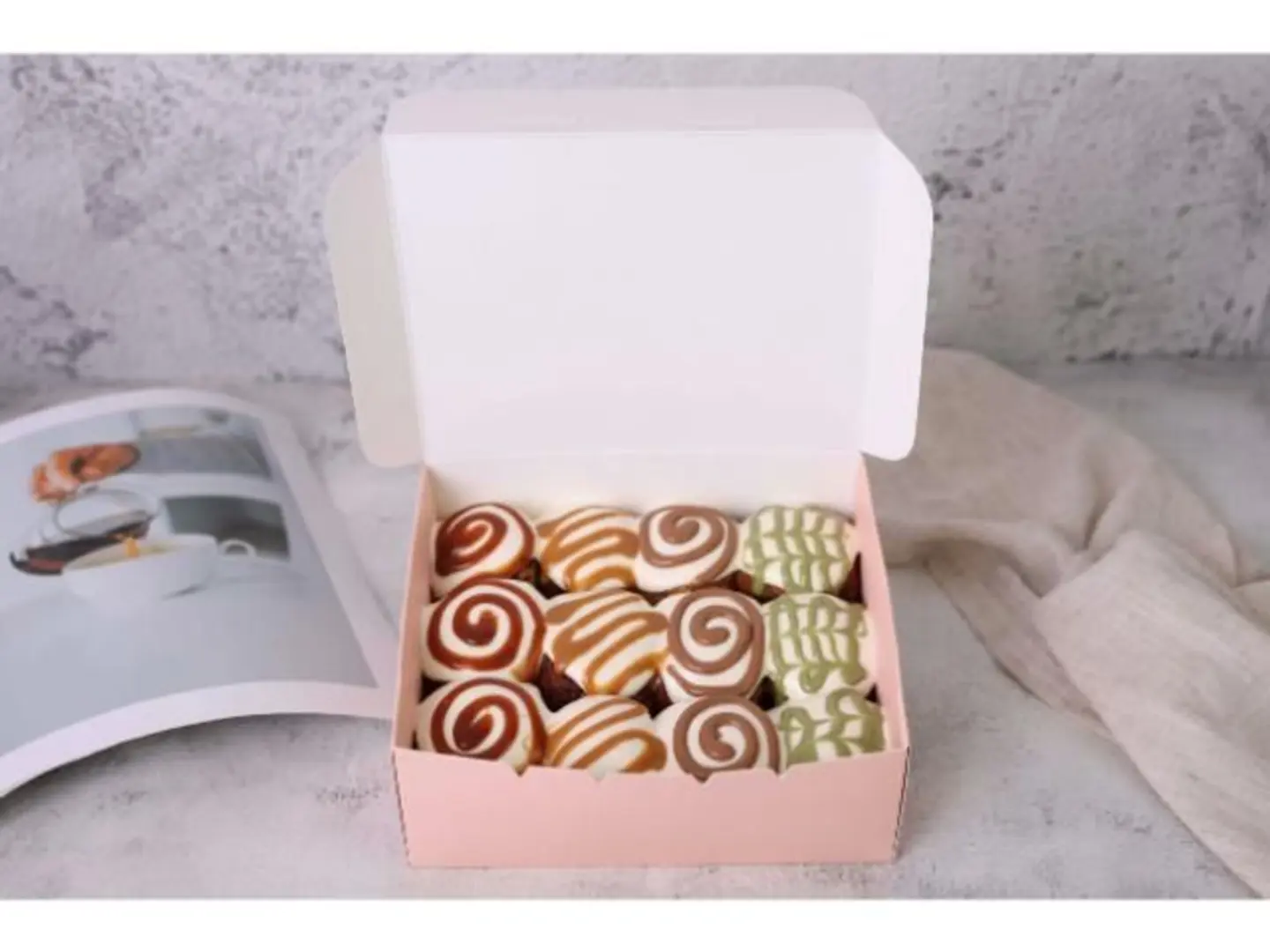 Mini Cinnabon 12 Pieces