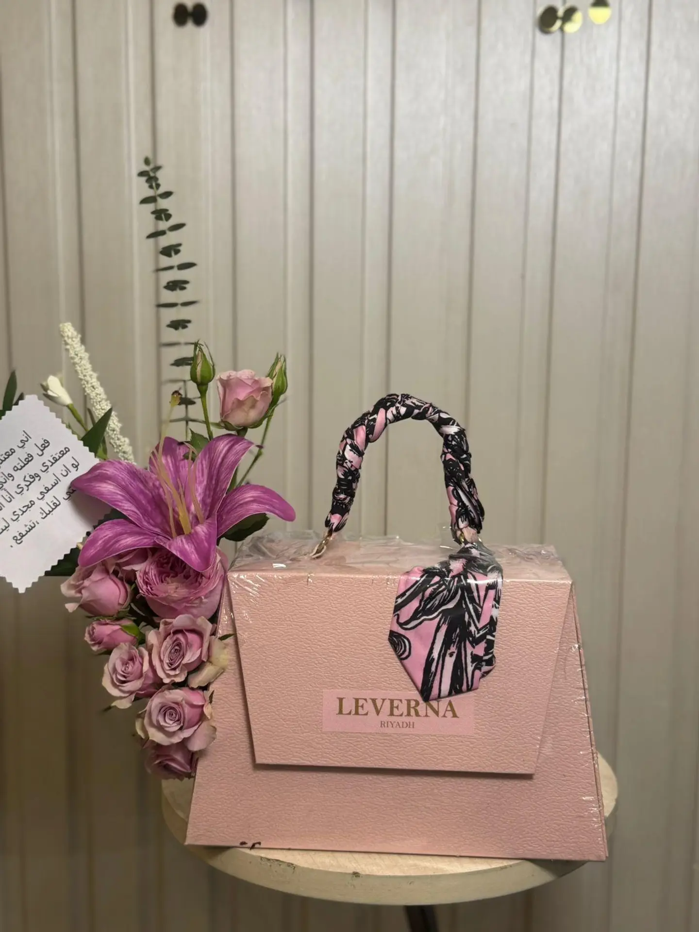 Lavire Perfume With Roses