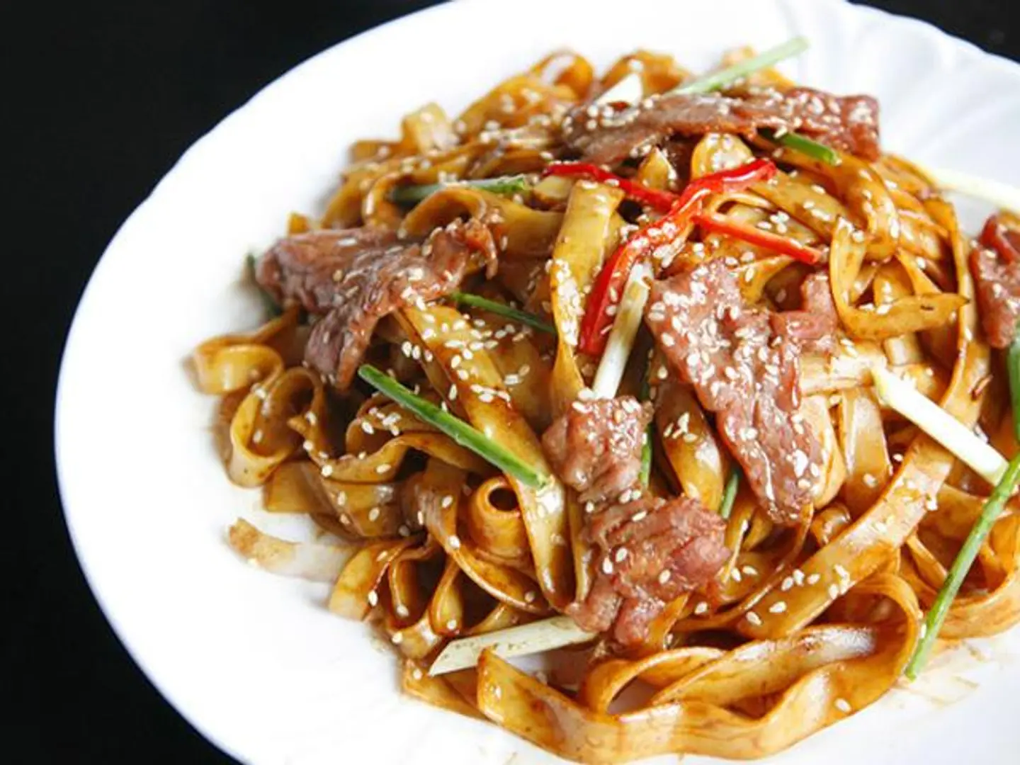 Stir Fried Beef Flat Noodles