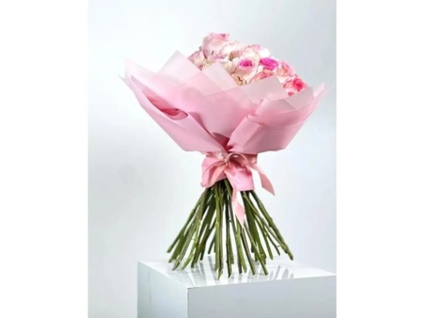 باقة اناقة الجوري الوردي