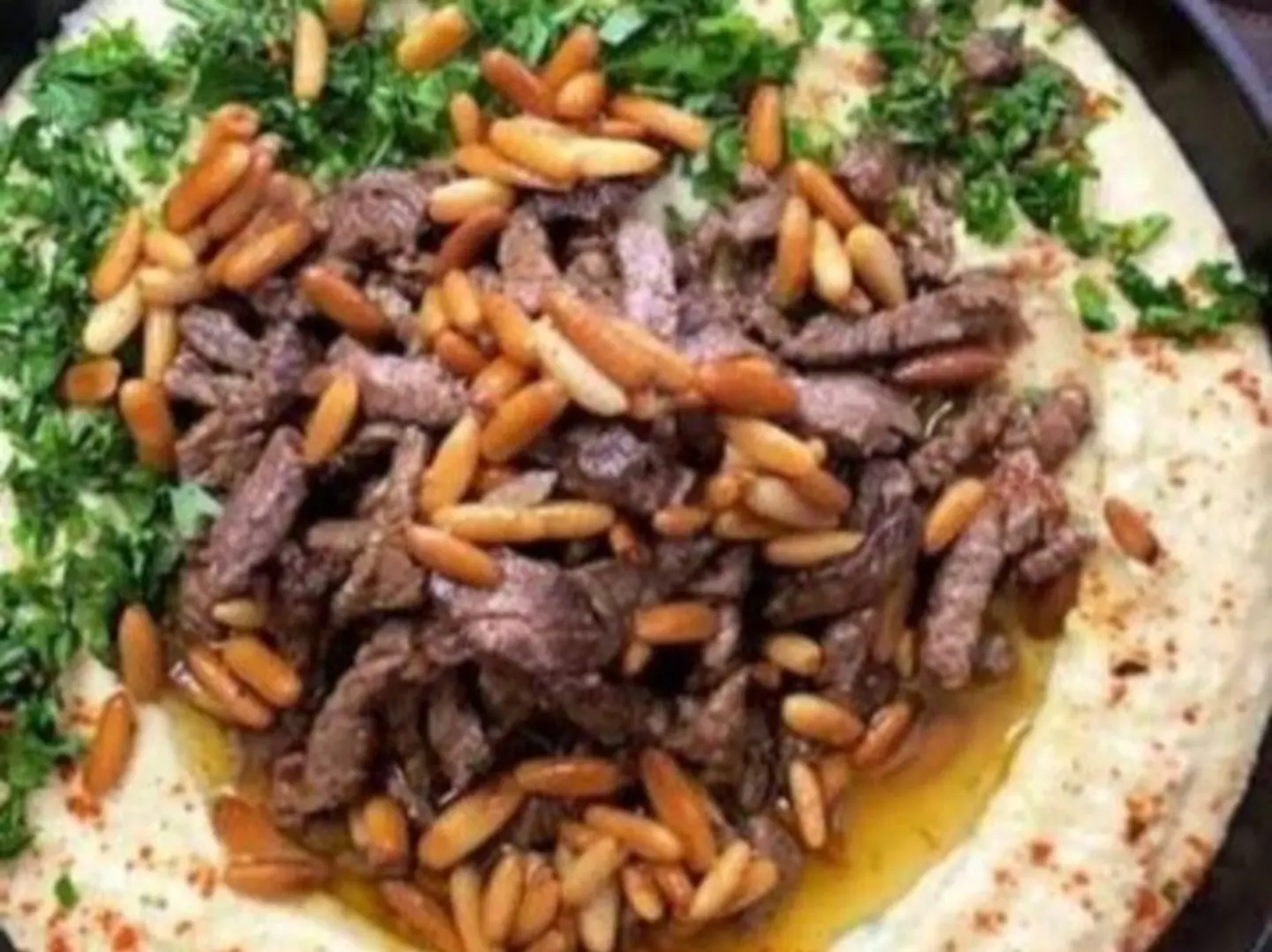 فتة حمص باللحم النعيمي الطازج