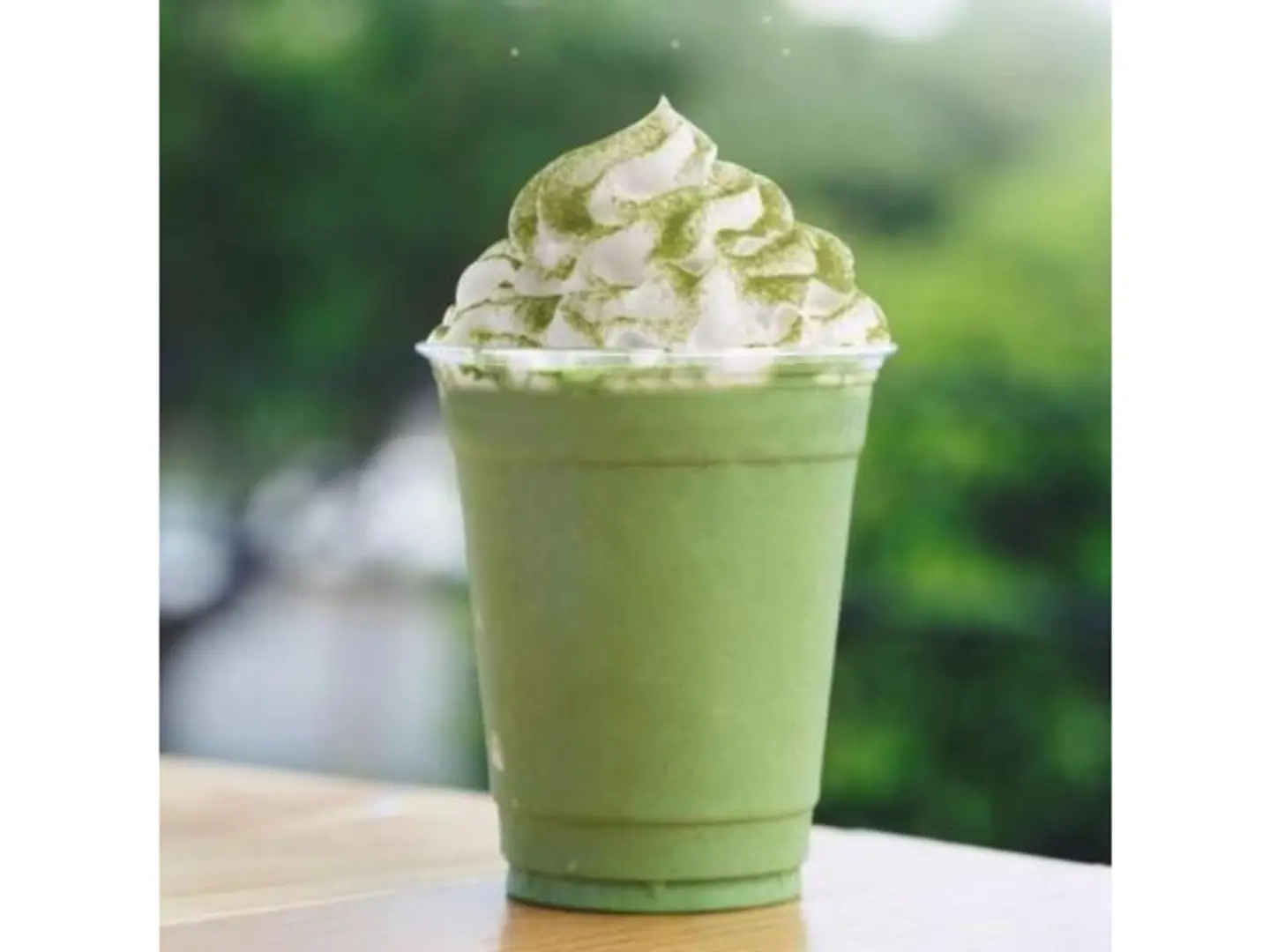 ميلك شيك بستاشو