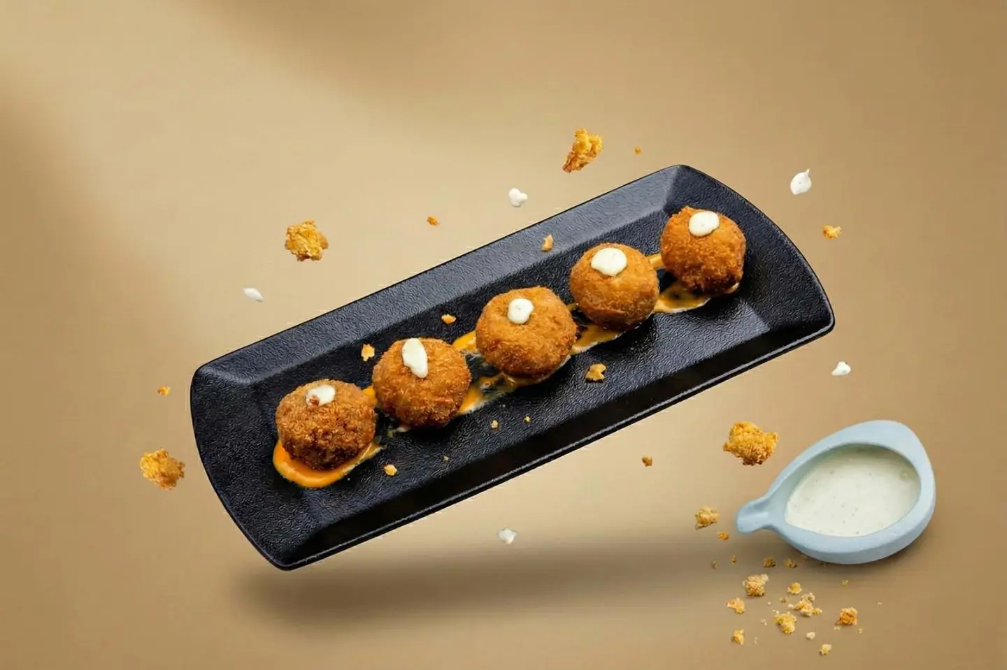 Crispy Jareesh Balls With Fresh Meat