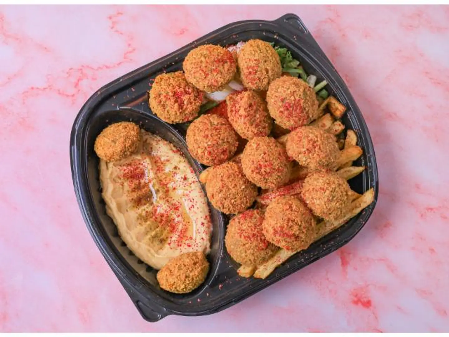 صحن فلافل مشكل صغير