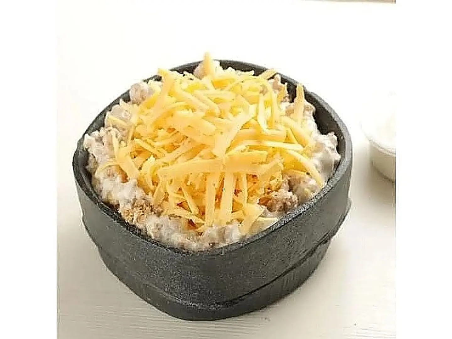 Masoub With Cream And Cheese