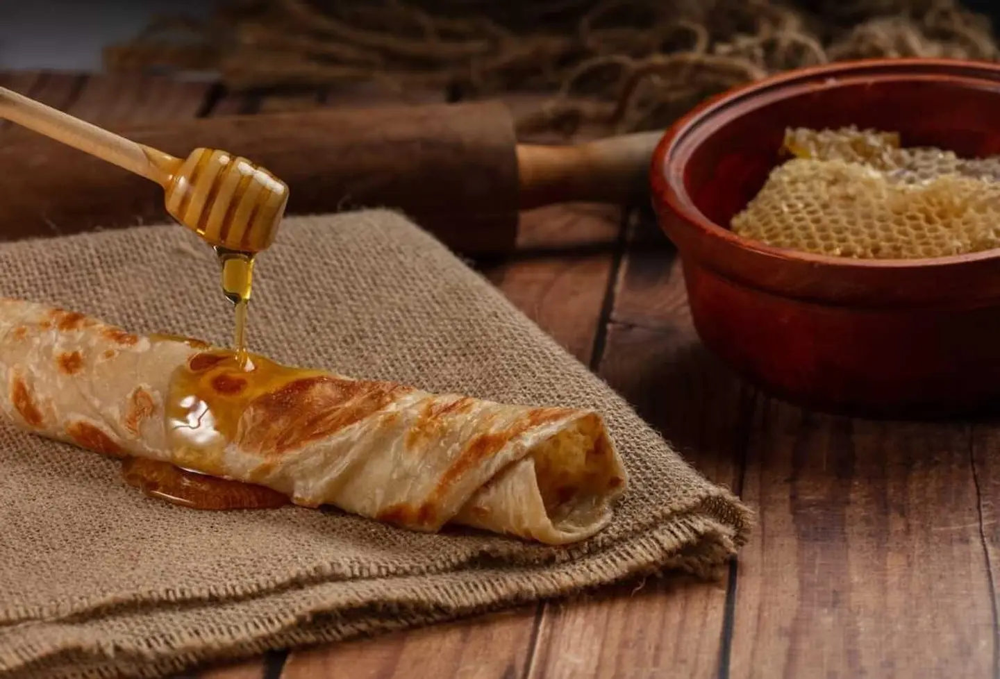 Chapati With Cheese And Honey