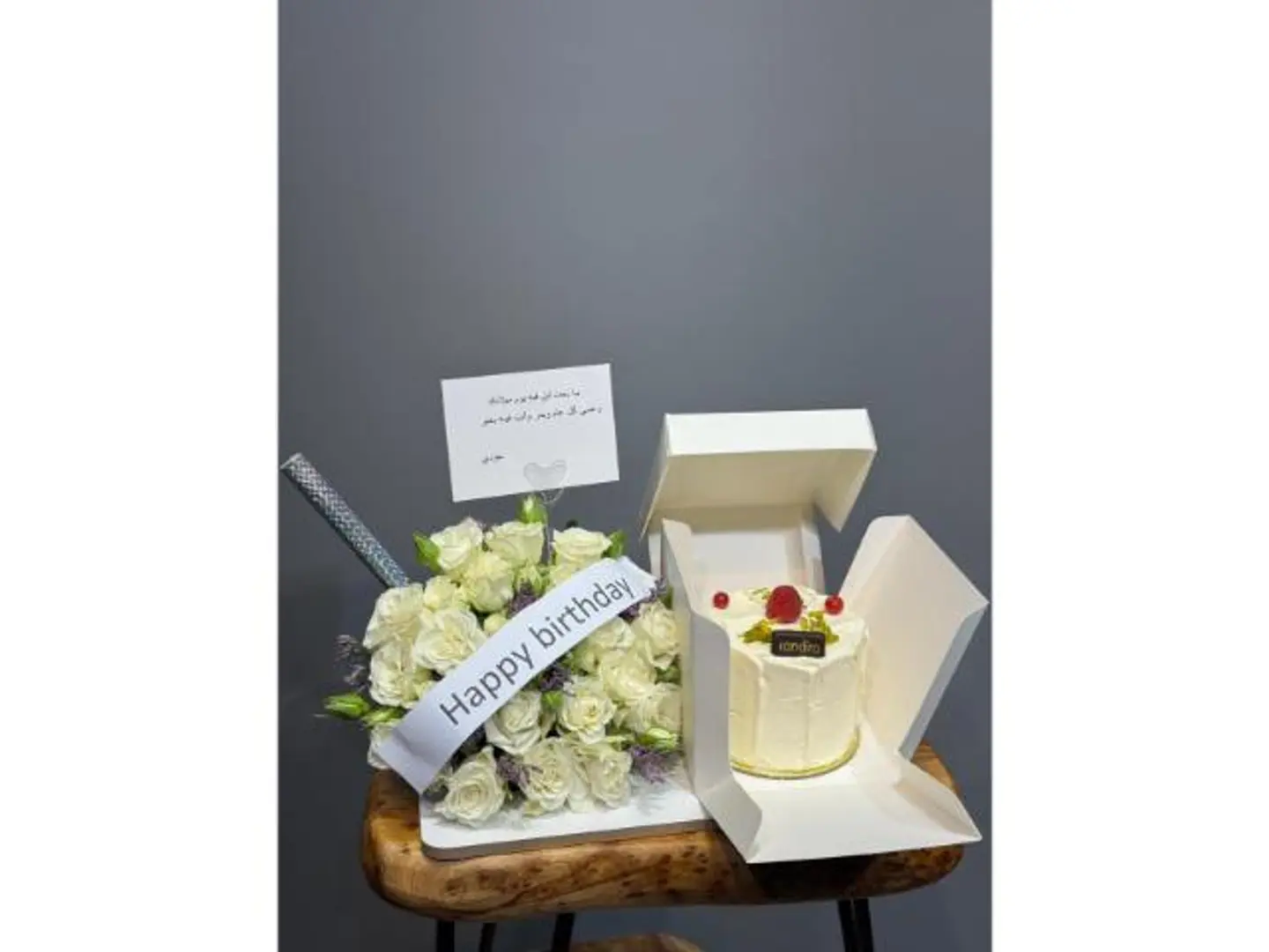 White Rose Cake