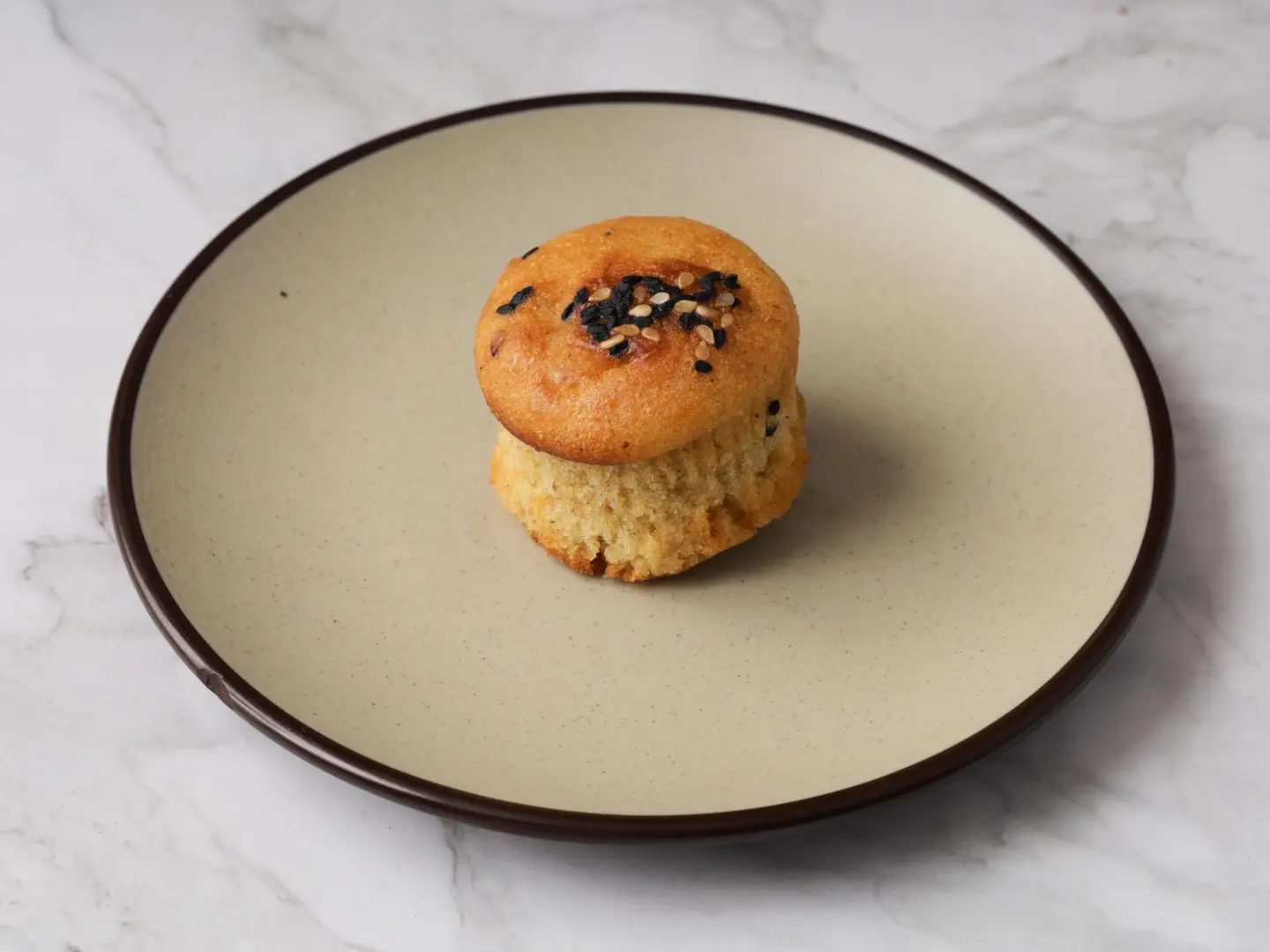 ميني دخن بالتمر