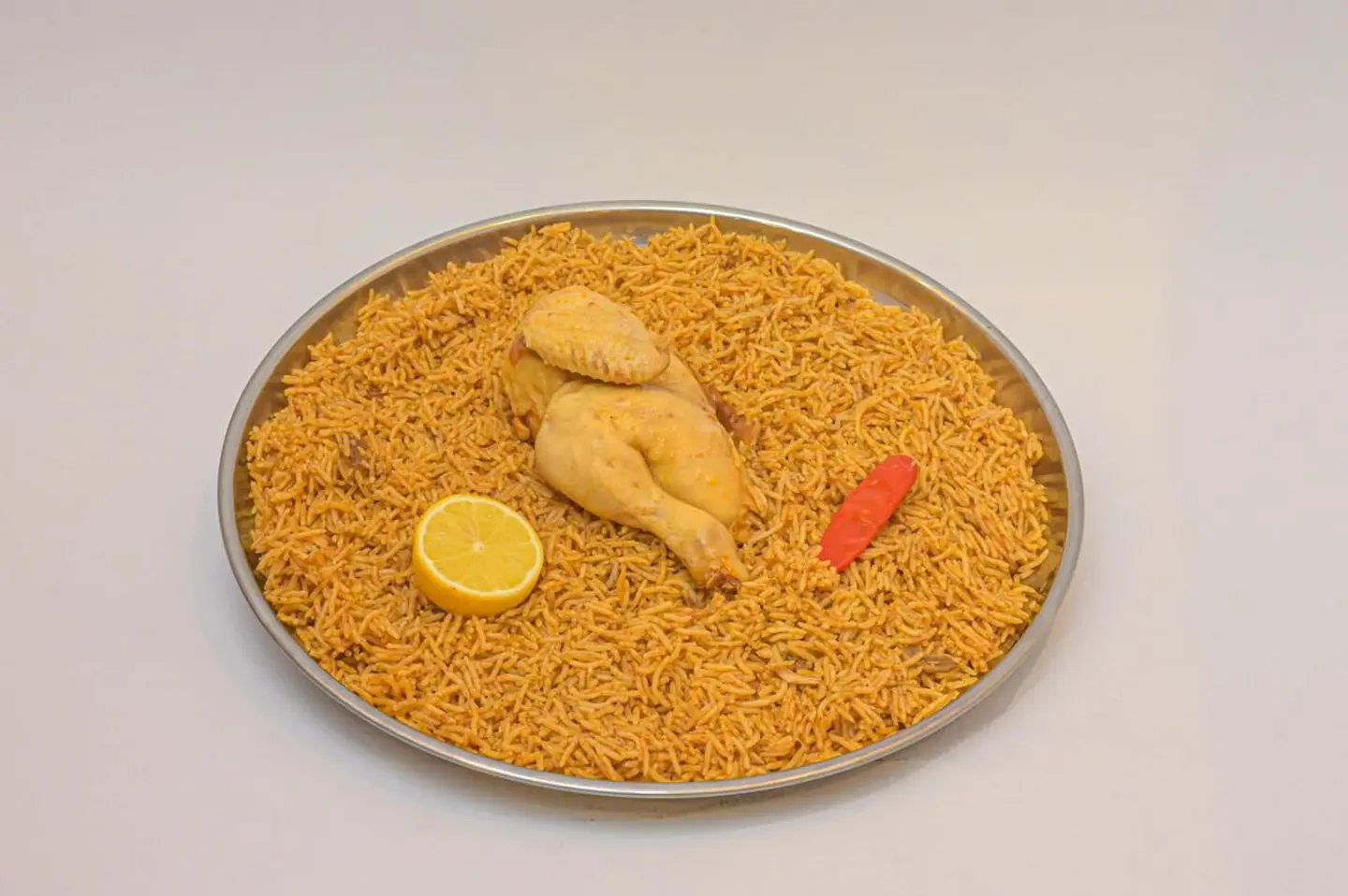 نصف مضغوط دجاج