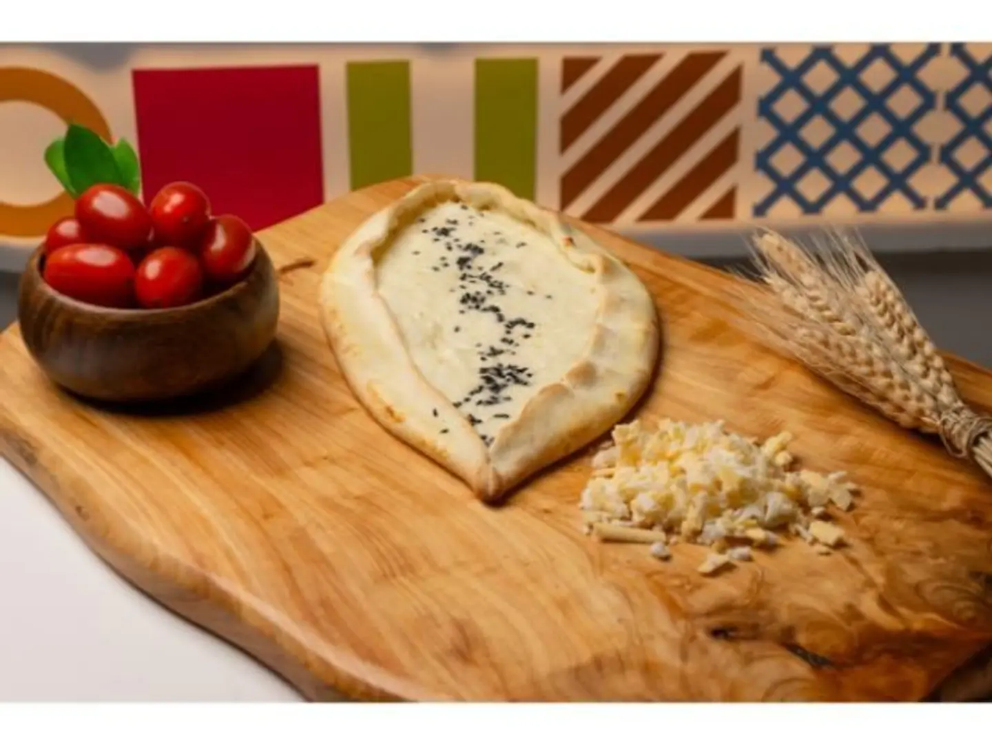 قارب جبن عكاوي