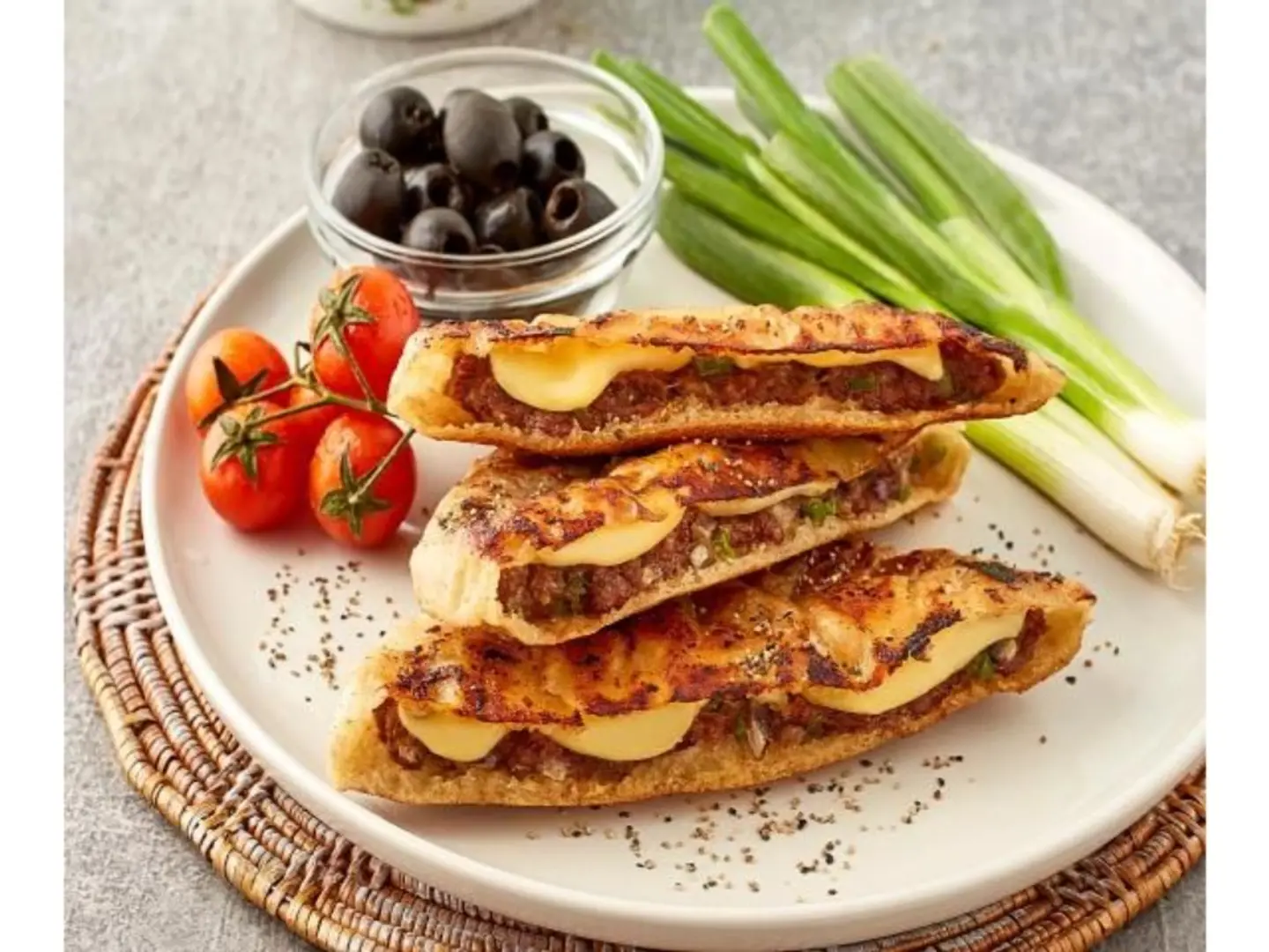 Meat Hawawshi With Mozzarella Cheese