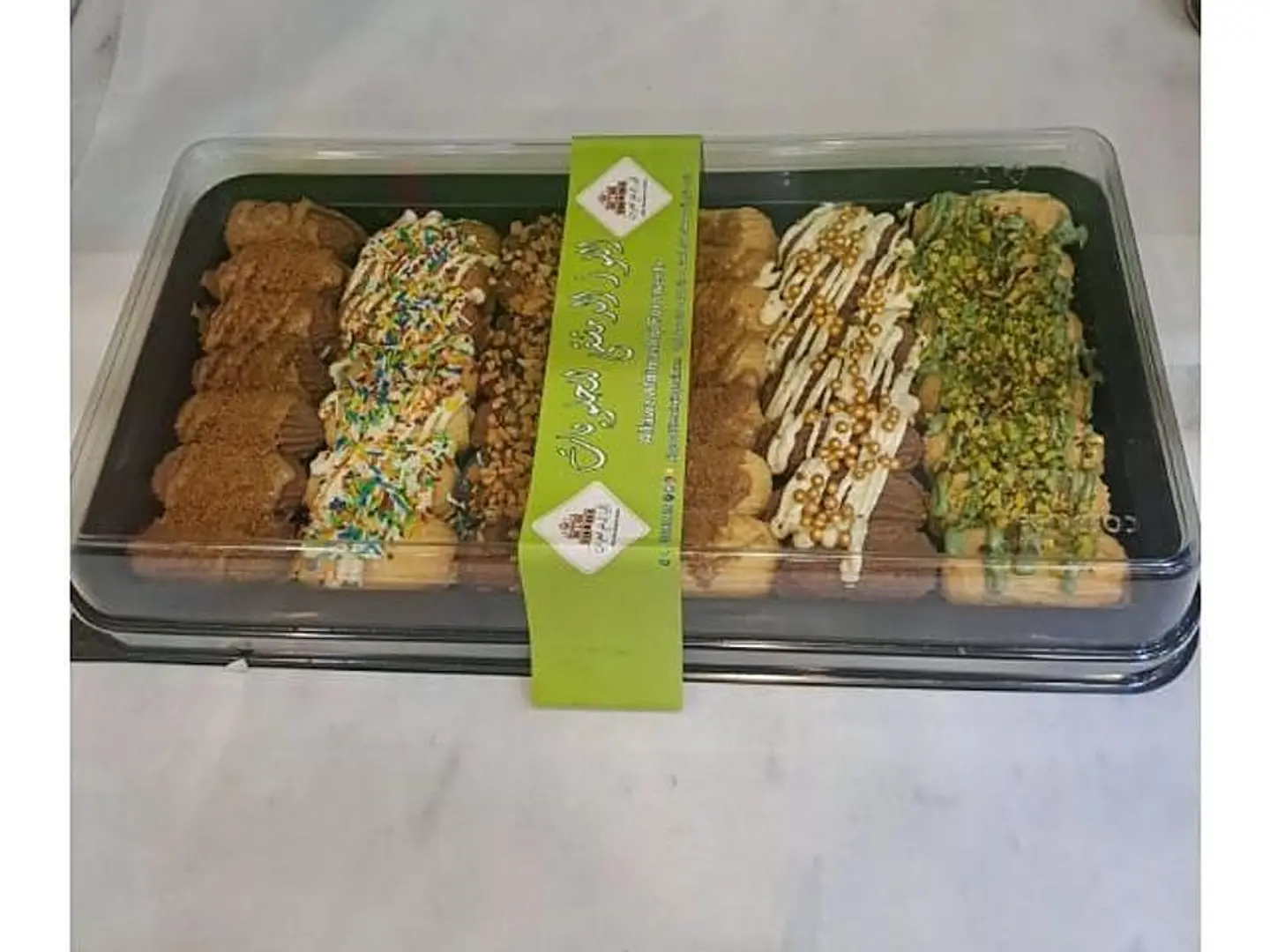 Large Mixed Petifour Box