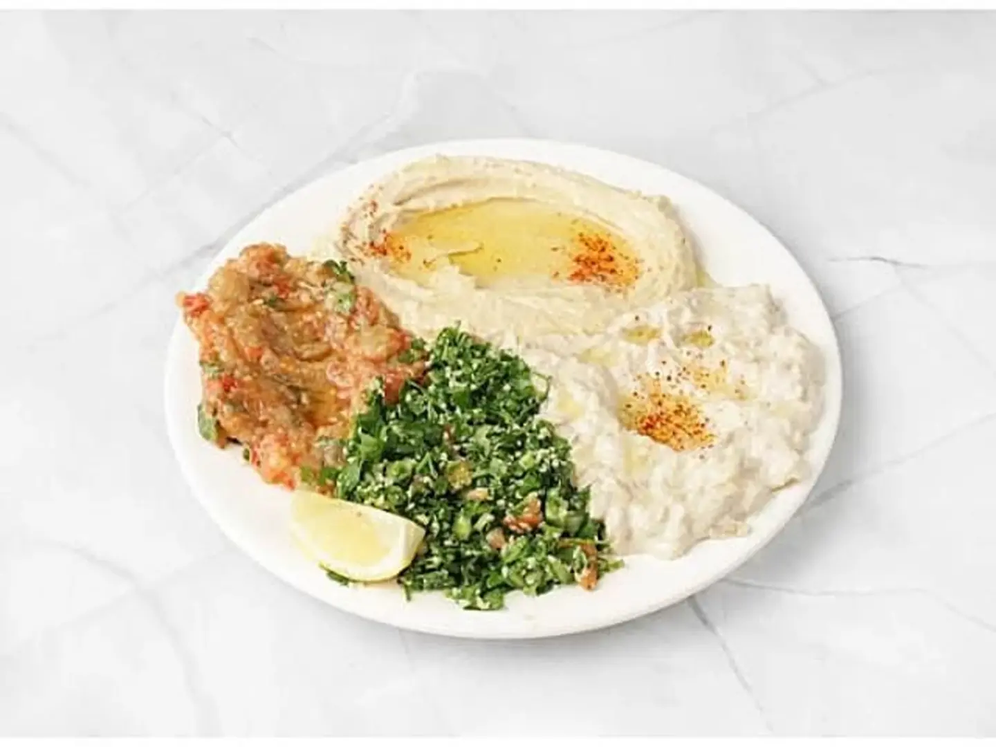 صحن مقبلات مشكل