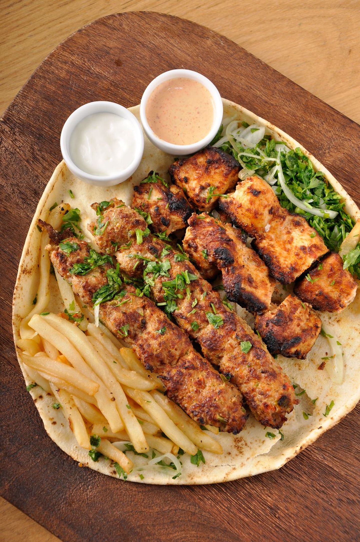 مشوي مشكل دجاج