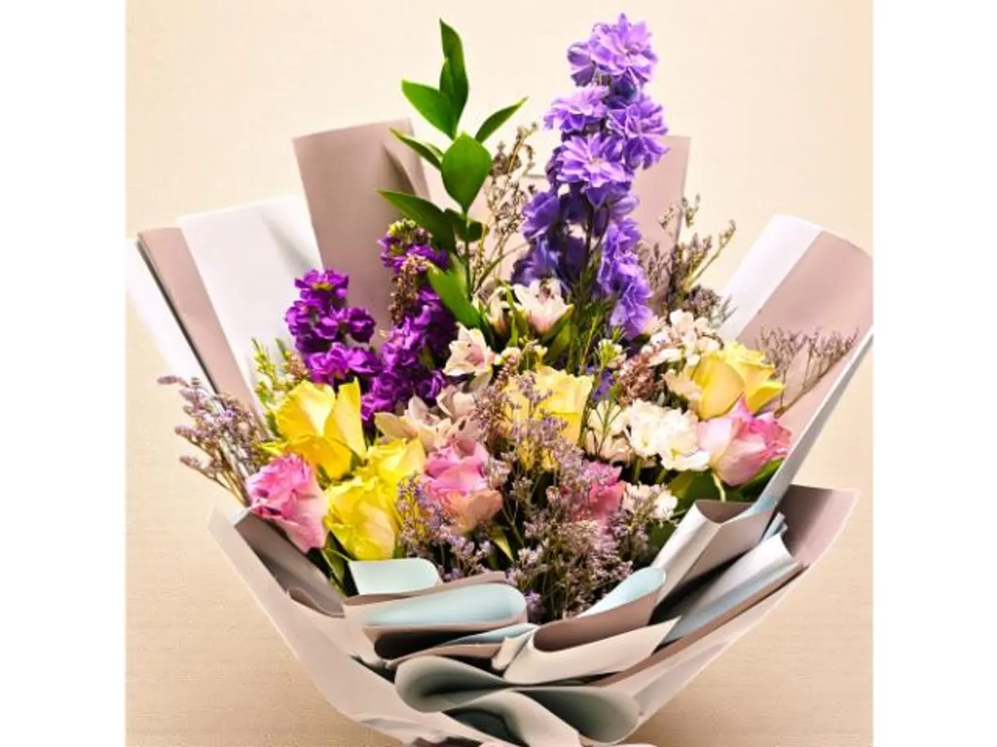 باقة ورد سبرينق كانفس