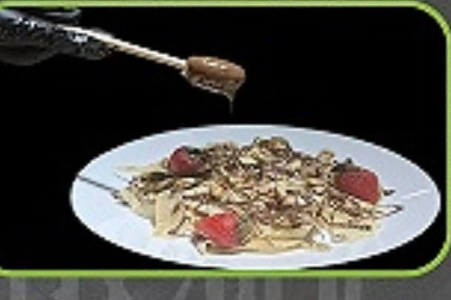 Sweet Ice Fettuccine Dessert