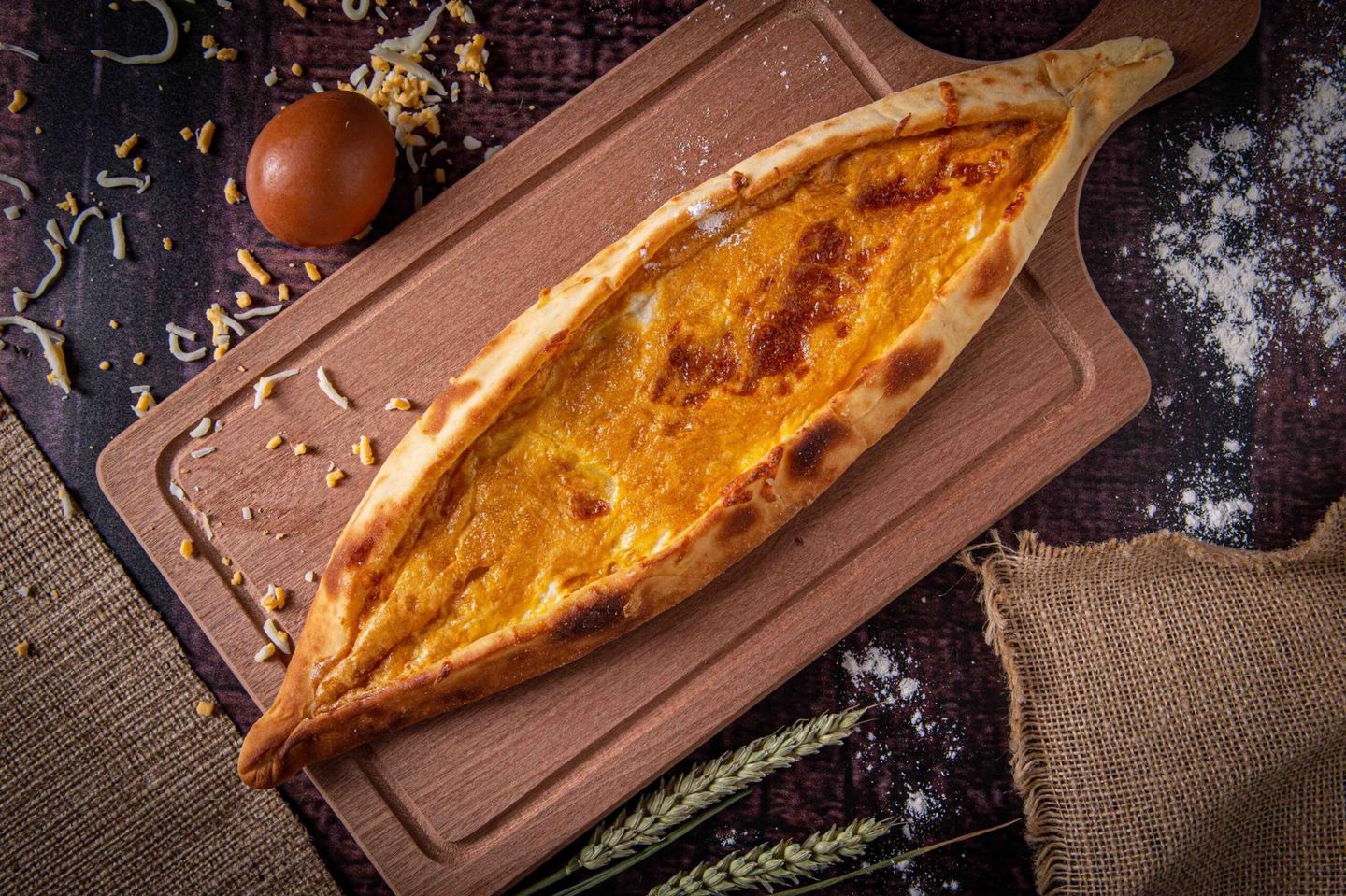فطيرة لبنة بجبن موزاريلا