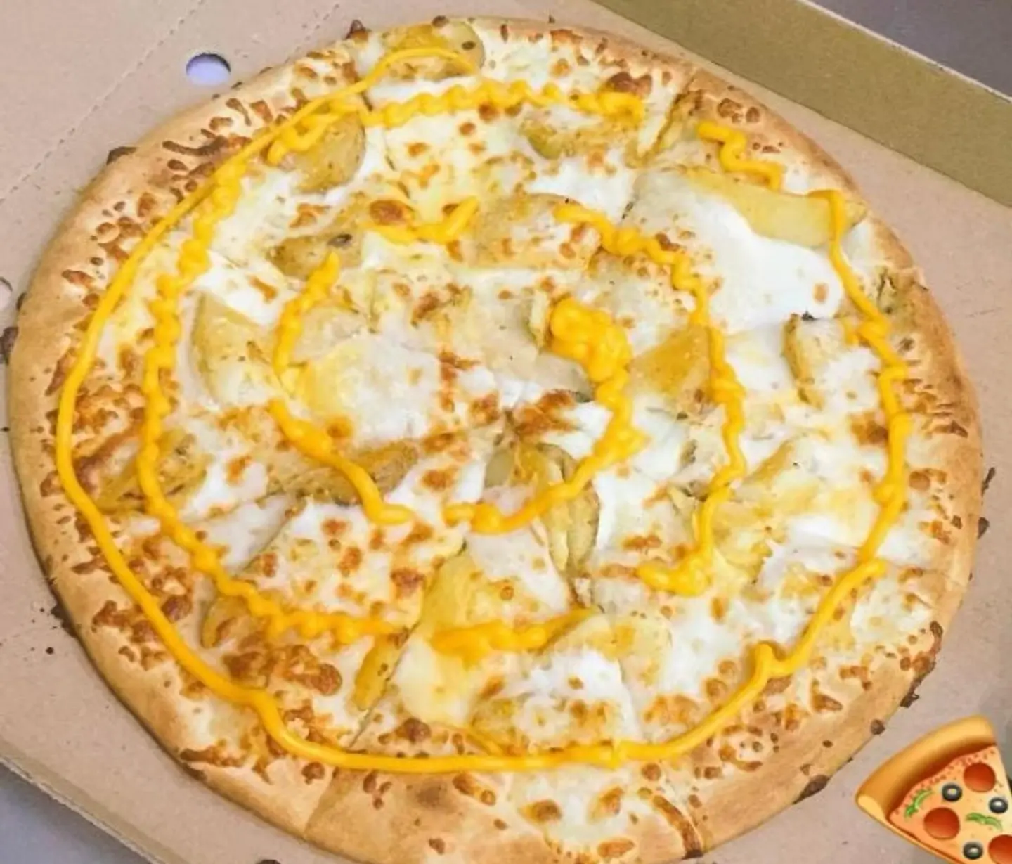 بیتزا بطاطس كبيره