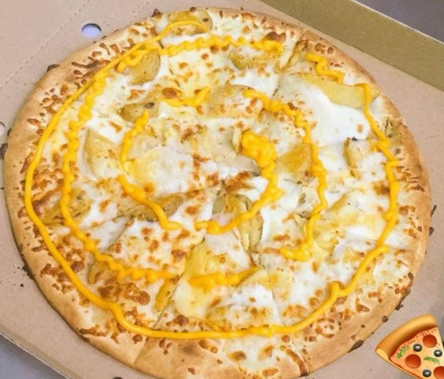 بیتزا بطاطس كبيره