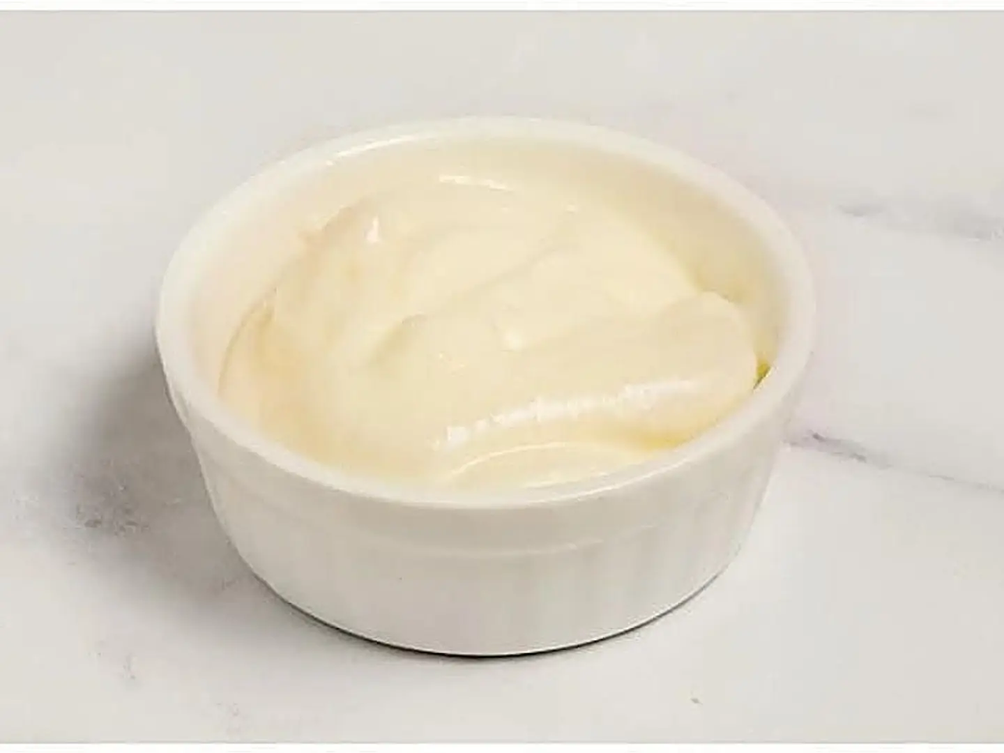 صوص ثوم أبيض