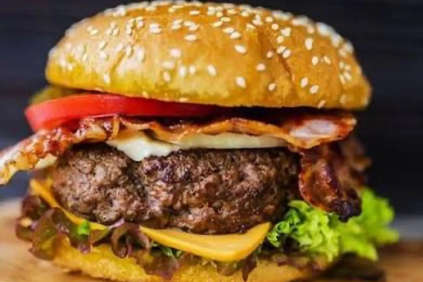 همرجر لحم على الصاج