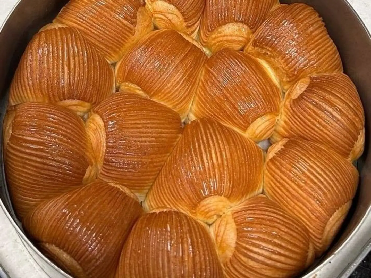 Small Croissant Cell